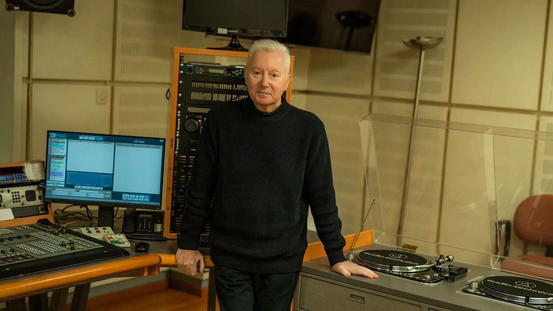 Ο Φώτης Απέργης και οι μεγάλες μουσικές συνεντεύξεις του