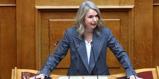 Τρίτη ημέρα συζήτησης στην ολομέλεια της Βουλής του σχεδίου νόμου "Κύρωση του Κρατικού Προϋπολογισμού"