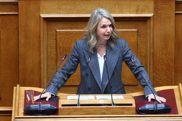 Τρίτη ημέρα συζήτησης στην ολομέλεια της Βουλής του σχεδίου νόμου "Κύρωση του Κρατικού Προϋπολογισμού"