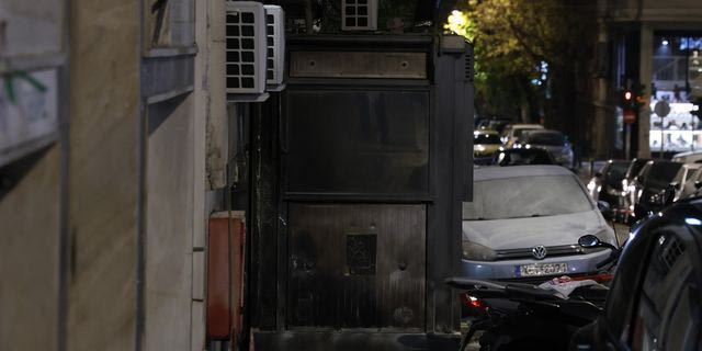 Επίθεση με μολότοφ στο ΑΤ Κυψέλης – 14 προσαγωγές