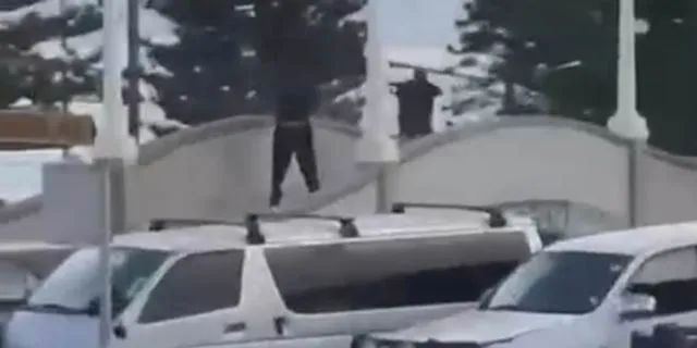 Το προφίλ των δραστών του μακελειού στο Σίδνεϊ – Πώς έγινε η επίθεση με τους 15 νεκρούς