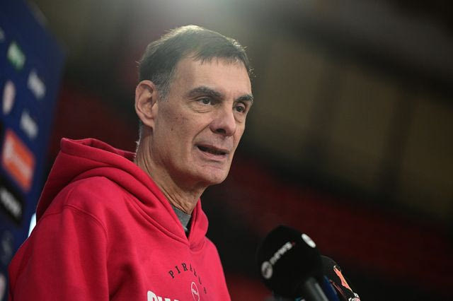 Μπαρτζώκας: “Μετά την Τετάρτη θα ξέρουμε σε ποια κατάσταση είναι αγωνιστικά ο Μόρις”