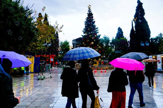 Βροχερά Χριστούγεννα