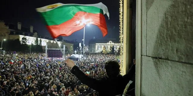 Ογκώδεις διαδηλώσεις στη Βουλγαρία για την οικονομική πολιτική της χώρας και τη φερόμενη αποτυχία της να αντιμετωπίσει τη διαφθορά