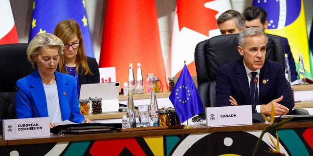 Ο Μαρκ Κάρνεϊ και η Ούρσουλα φον ντερ Λάιεν