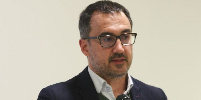 Χαρίτσης στη Βουλή: Η Ευρώπη κανονικοποιεί μια πολεμική οικονομία