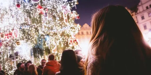 εορταστική ατμόσφαιρα