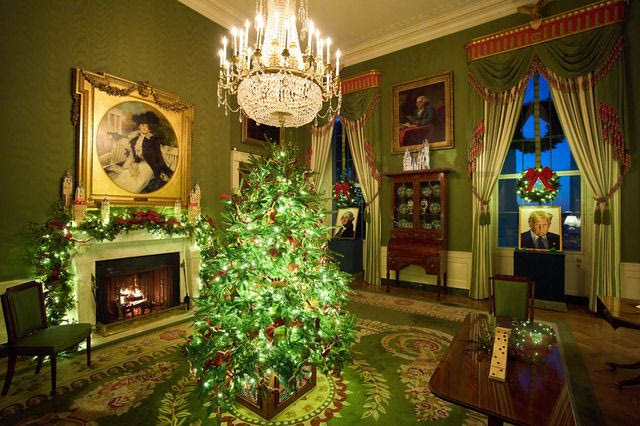 Στολισμένος για τα Χριστούγεννα ο Λευκός Οίκος
