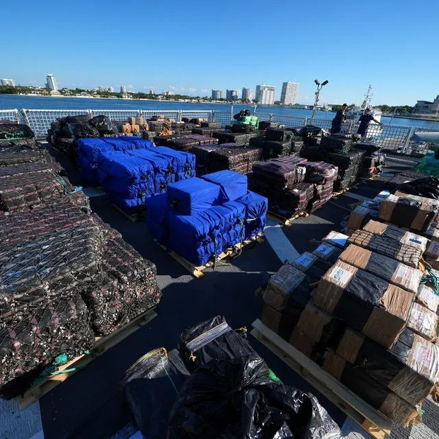 Ο Έλληνας “βαρώνος” πίσω από το φορτίο κοκαΐνης στον Ατλαντικό και το γνωστό “τυχερό ξέπλυμα”