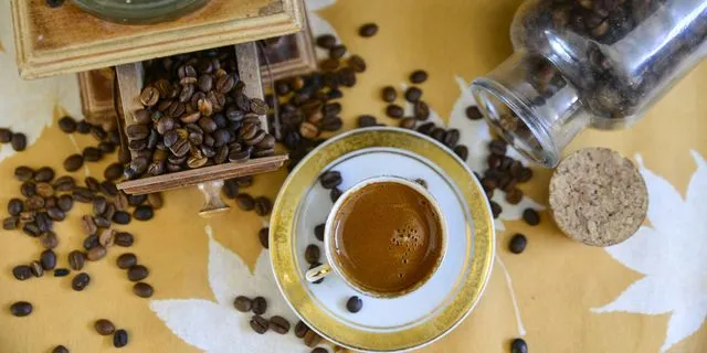 Καφεκοπτεία Λουμίδη: Το στοίχημα του 2025 φέρνει επιστροφή στα κέρδη