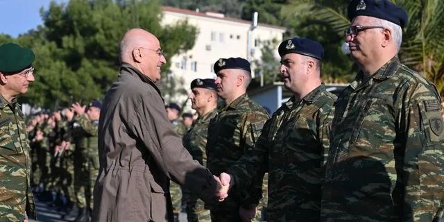 Ο Νίκος Δένδιας στη Σάμο