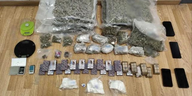 Συλλήψεις μελών κυκλώματος διακίνησης ναρκωτικών