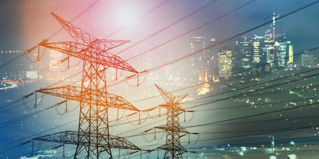 Πακέτο με επενδύσεις-μαμούθ για τα ηλεκτρικά δίκτυα ανακοινώνει η Κομισιόν