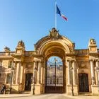 Υπάλληλος του Παλατιού των Ηλυσίων κατηγορείται για κλοπή αξίας έως 40.000 ευρώ