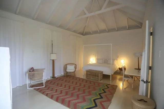 Νέες εικόνες και βίντεο από το ιδιωτικό νησί του Επστάιν στην Καραϊβική