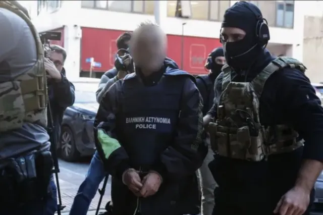 Πώς οι Γάλλοι κομάντος κατέλαβαν το σκάφος του “Έλληνα Εσκομπάρ” – Βίντεο