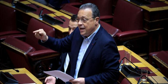 Ο Σωκράτης Φάμελλος στη Βουλή