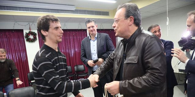 Ο Σωκράτης Φάμελλος στο ΚΕΑ/ΑΜΕΑ στο Χαϊδάρι