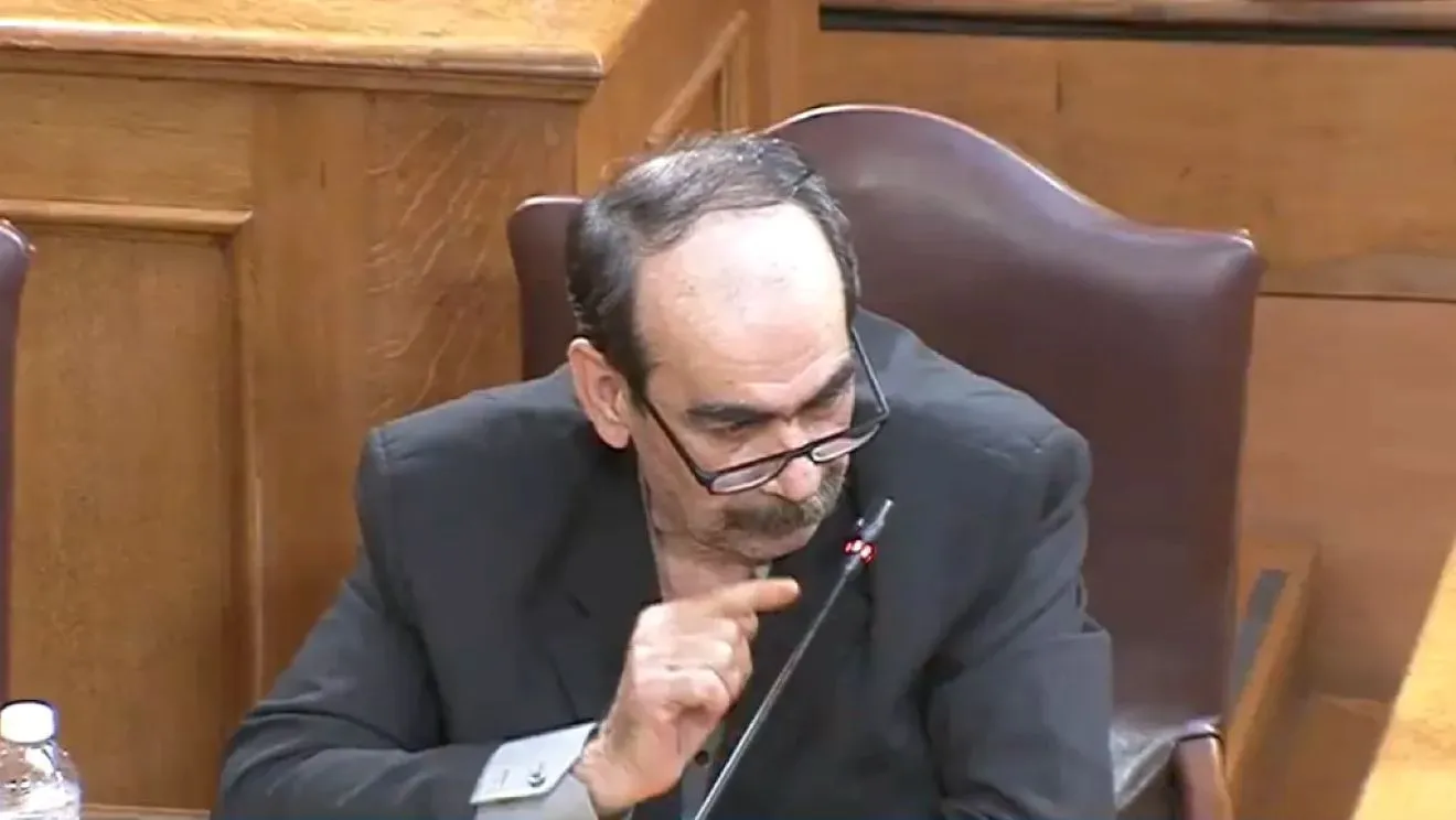 LIVE ο “Φραπές” στην Εξεταστική με συνταγή Μαφίας – “Έχω το δικαίωμα στη σιωπή”