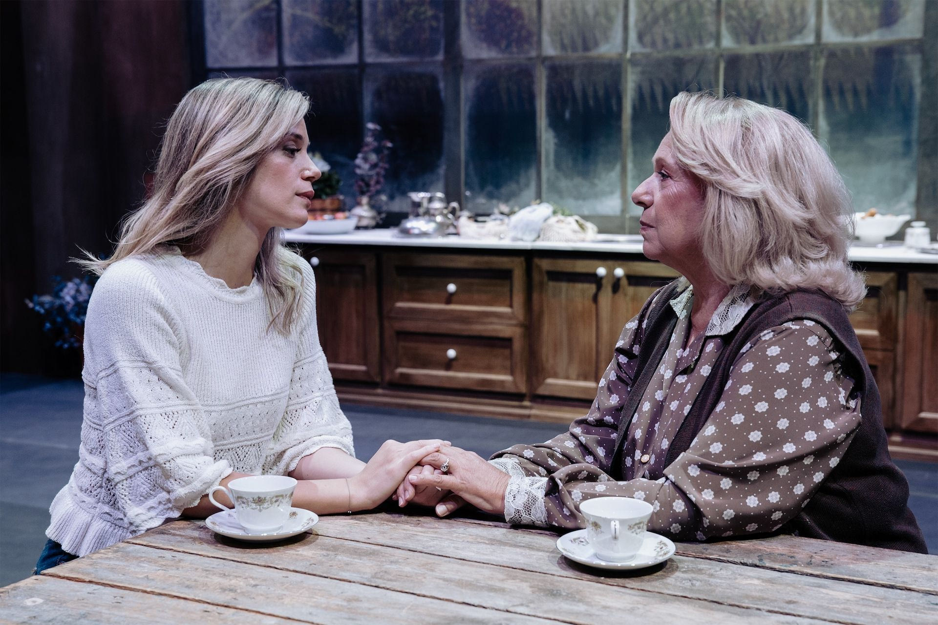 Πριν ανοίξουμε φτερά