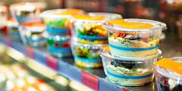 Wortheat: Το νέο επιχειρηματικό βήμα της Ντίνας Καλλιμάνη στα έτοιμα γεύματα