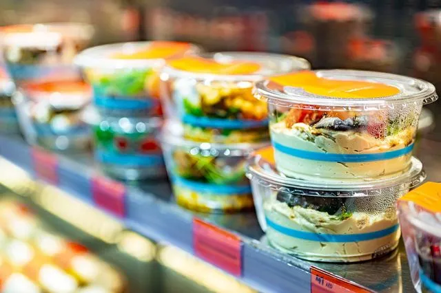 Wortheat: Το νέο επιχειρηματικό βήμα της Ντίνας Καλλιμάνη στα έτοιμα γεύματα