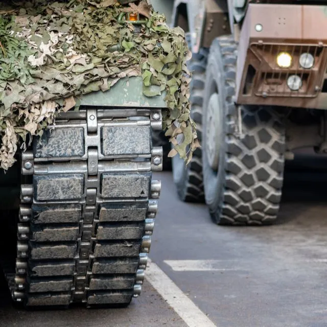 Η Γερμανία εγκρίνει στρατιωτικές δαπάνες ύψους 50 δισ. ευρώ