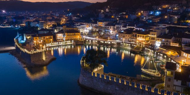 Χριστούγεννα σε 3 καστροπολιτείες της Ελλάδας