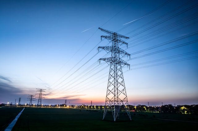 Δύο “ελληνικά” έργα στις ενεργειακές λεωφόρους της Κομισιόν