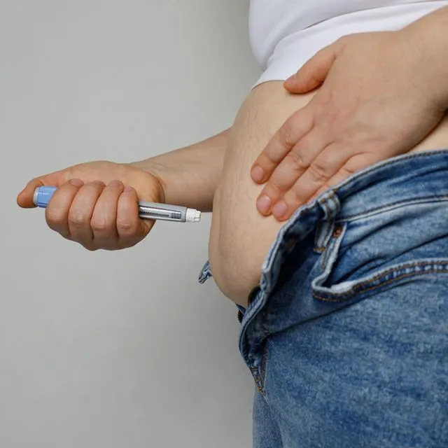 Χορήγηση ενέσιμου φαρμάκου για την παχυσαρκία