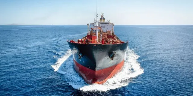 Ουκρανία: Φωτιά σε πλοίο έπειτα από ρωσική επίθεση