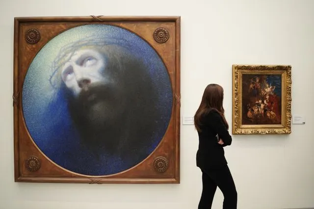 Ο Τσουβέλας και οι followers του influencer Ιησού