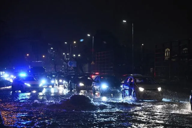 Πότε θα υποχωρήσουν τα ακραία φαινόμενα της κακοκαιρίας Byron – LIVE ΧΑΡΤΗΣ
