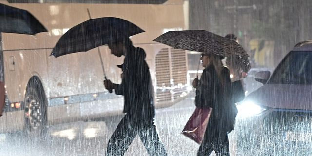 Ισχυρές καταιγίδες έφερε η κακοκαιρία "Byron"