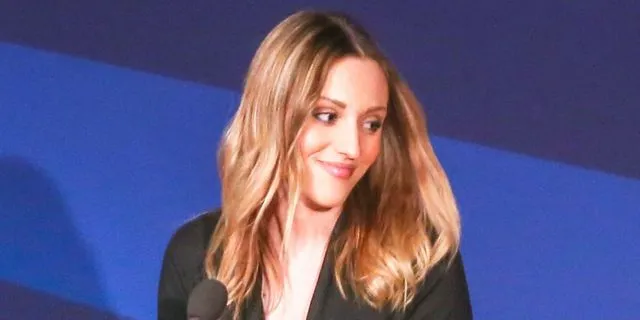 Η Άννα Κορακάκη