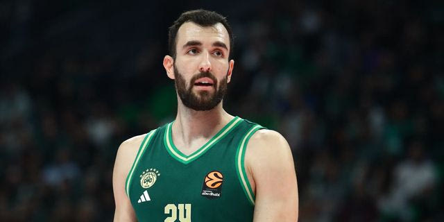 Ο Γιάννης Κουζέλογλου