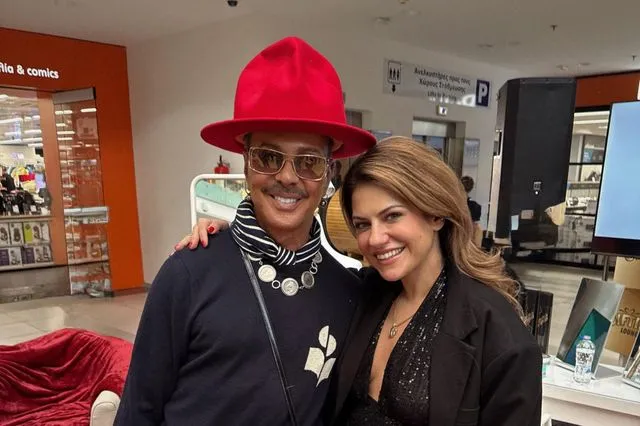 Εορταστικό μακιγιάζ με λάμψη Χριστουγέννων από τη Σουζάνα Κεγγίτση και το MadWalk Gifting Lounge by ΣΚΡΑΤΣ