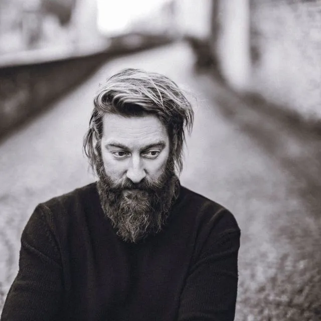 Joep Beving: “Μινιμαλισμός δεν είναι να κάνεις λιγότερα, αλλά να κουβαλάς λιγότερα”