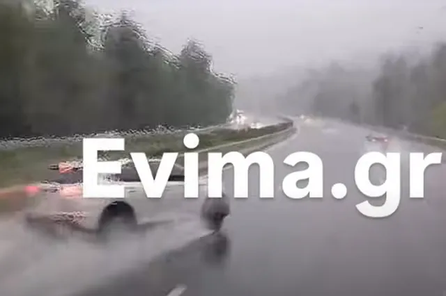 Σοκαριστικό τροχαίο στην Αθηνών-Λαμίας: Οδηγός έχασε τον έλεγχο και έπεσε στις μπάρες – Βίντεο