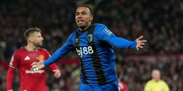 Μάντσεστερ Γιουνάιτεντ – Μπόρνμουθ 4-4: Ματς-έπος με οκτώ γκολ και σωτήρα τον Λάμενς