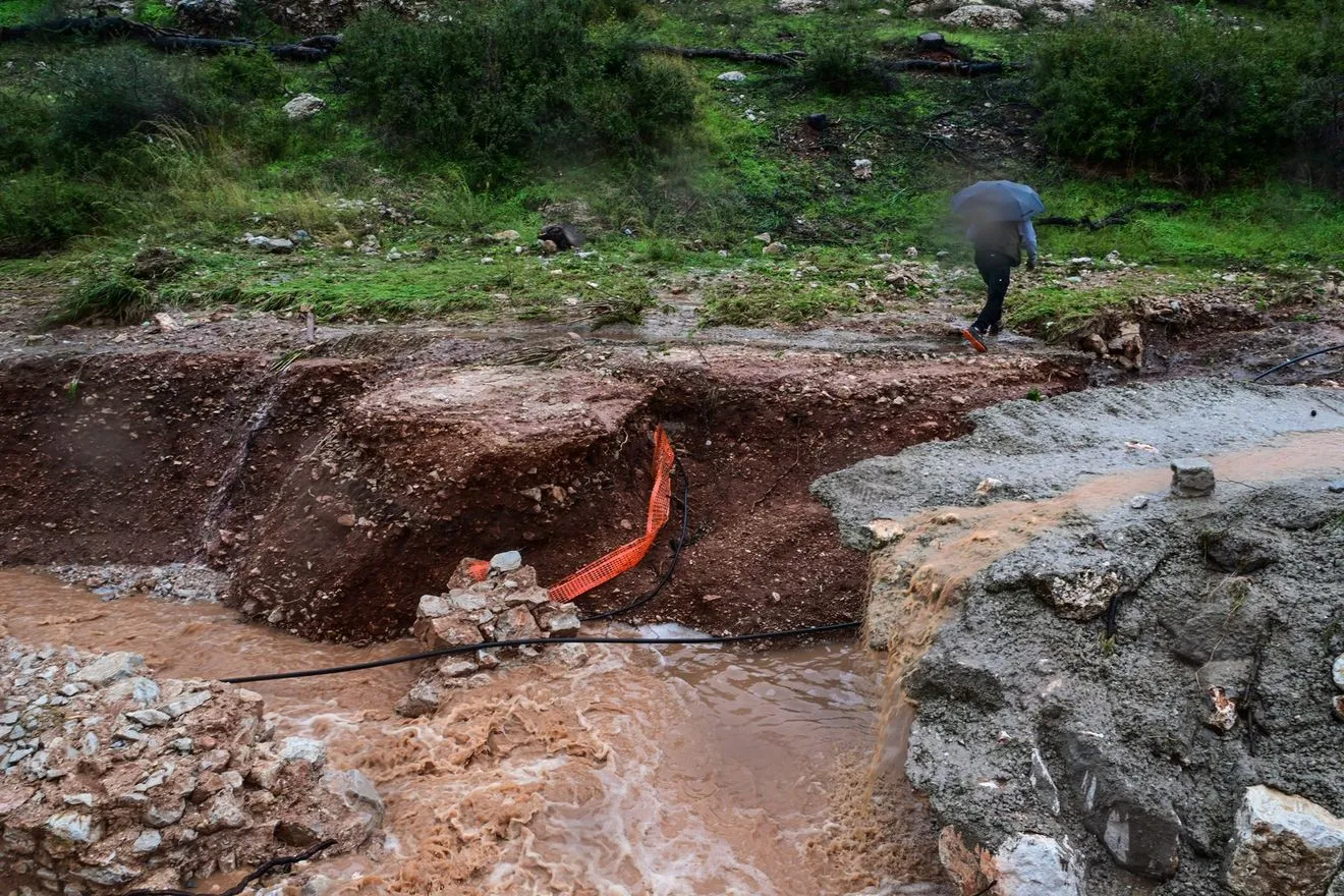 Δήμαρχος Μάνδρας στο NEWS 24/7: “Όποια έργα και αν κάνουμε, δεν φτάνουν”