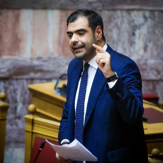 Ο Παύλος Μαρινάκης στη Βουλή