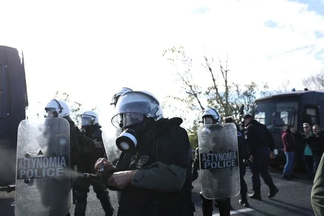 Αστυνομικές δυνάμεις κατά αγροτών
