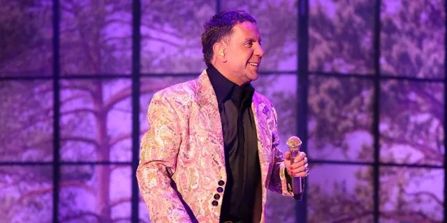 Ο Γιώργος Μαζωνάκης