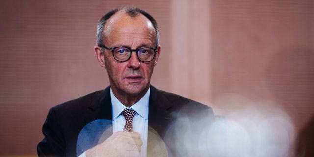 Ο Φρίντριχ Μερτς