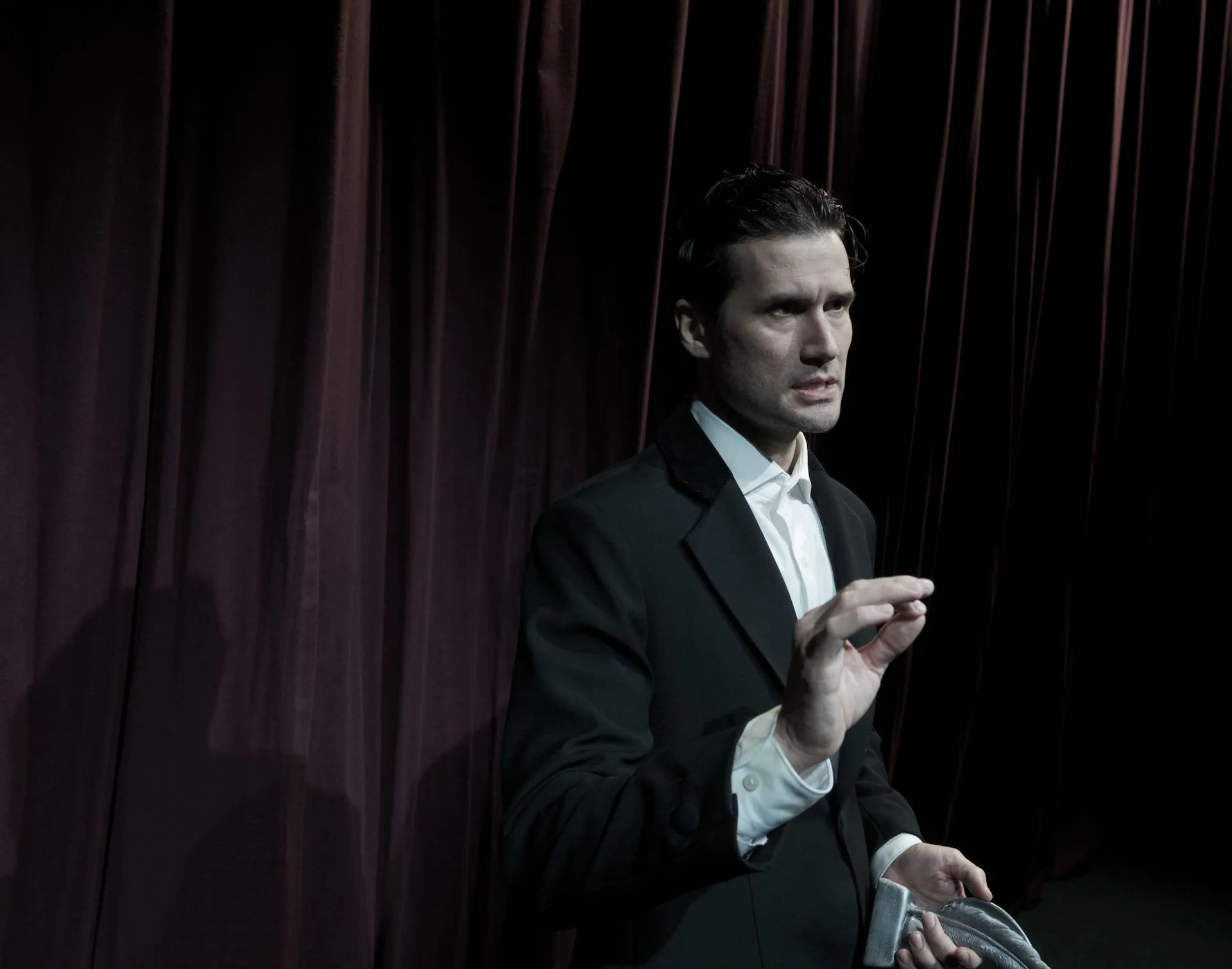 Misery- Αναστάσης Ροϊλός