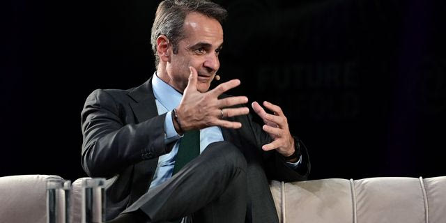 Τραμπικοί “τσαμπουκάδες” το μότο για την προεκλογική καμπάνια