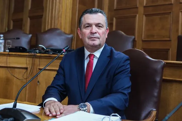 Εξεταστική ΟΠΕΚΕΠΕ: Ο μπερδεμένος Μπουκώρος που “καθάρισε” το Μαξίμου