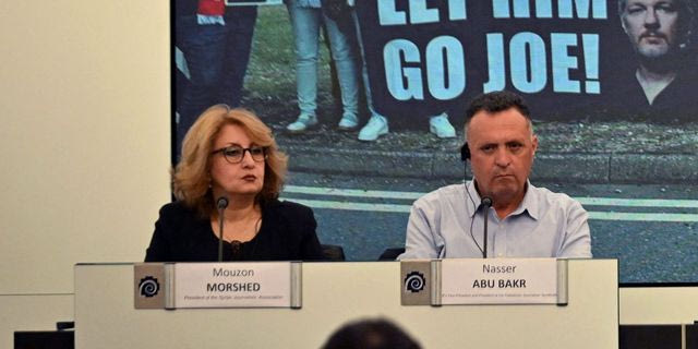 Nasser Abu Bakr: Οι δημοσιογράφοι στην Παλαιστίνη βγάζουν την ένδειξη press από τα αυτοκίνητά τους