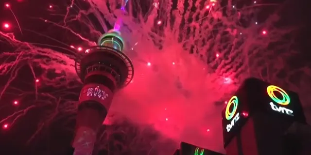 Η Νέα Ζηλανδία υποδέχθηκε το 2026 – Χιλιάδες πυροτεχνήματα φώτισαν τον ουρανό